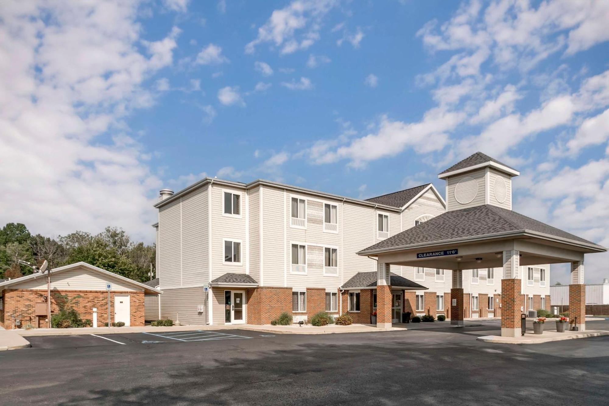 Best Western Beacon Inn Grand Haven Exteriér fotografie