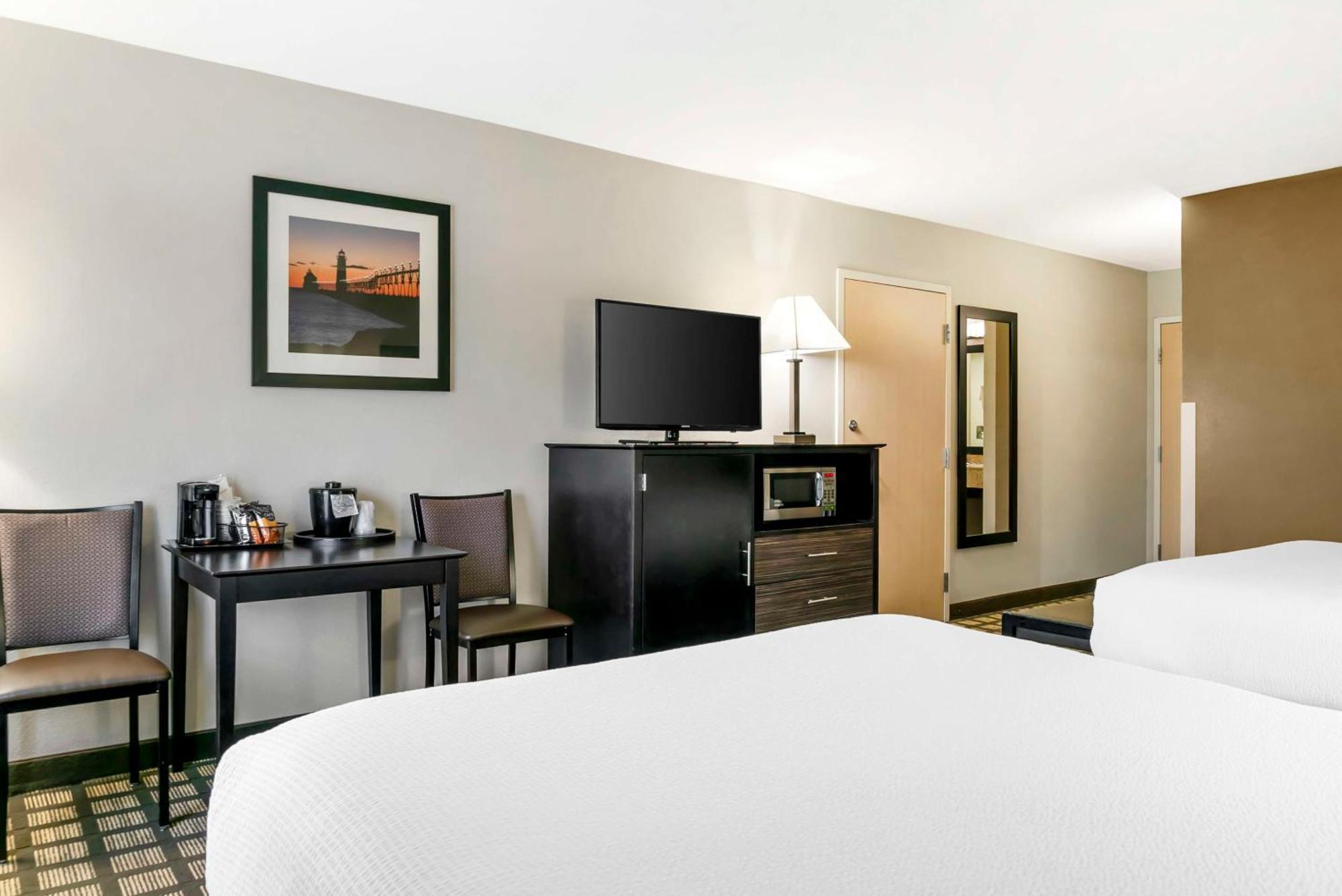 Best Western Beacon Inn Grand Haven Exteriér fotografie